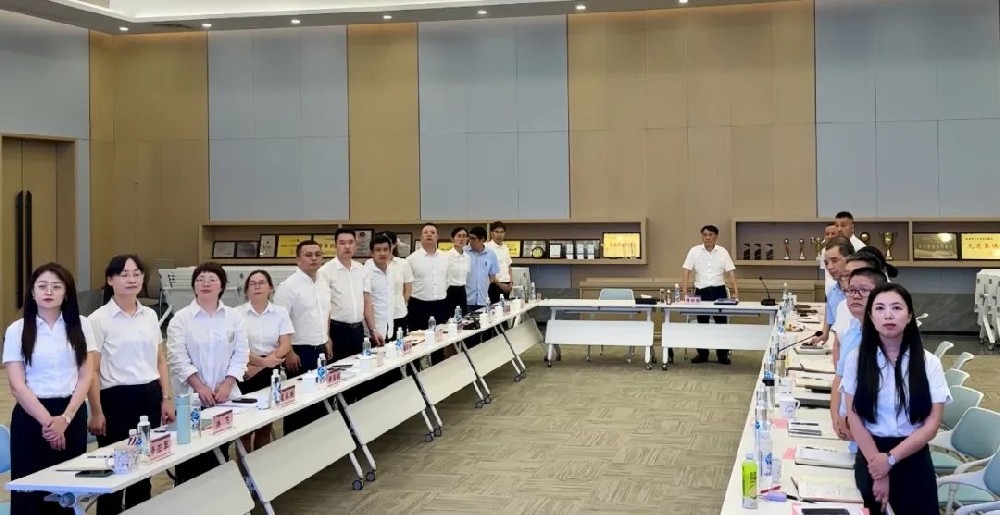 金鹭集团2024年半年度管理会议顺利召开